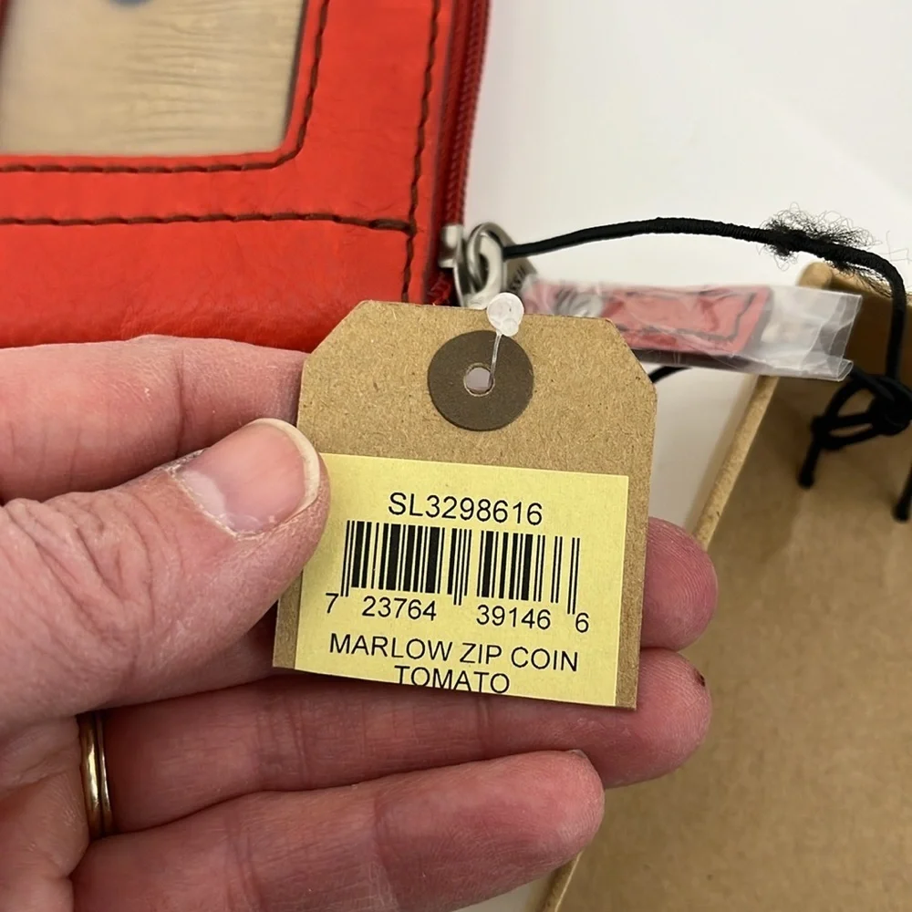 Fossil new box